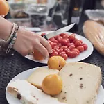 ميك ميلان