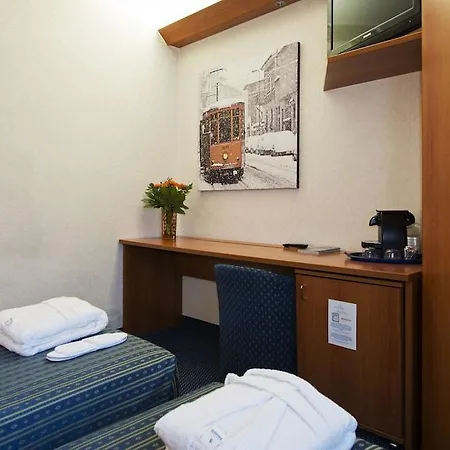 Hotel Mec Milán