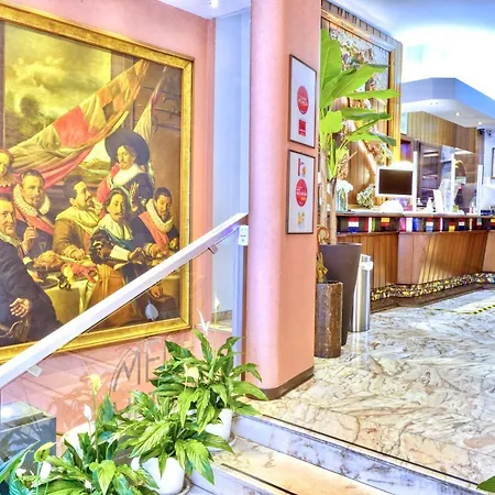 Mec Hotel Milán