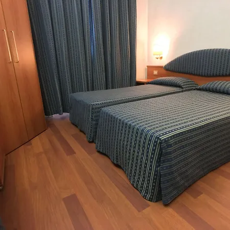 Mec 3* Milan