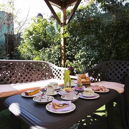 Hotel Mec Milán