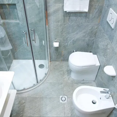 Mec Hotel 3*