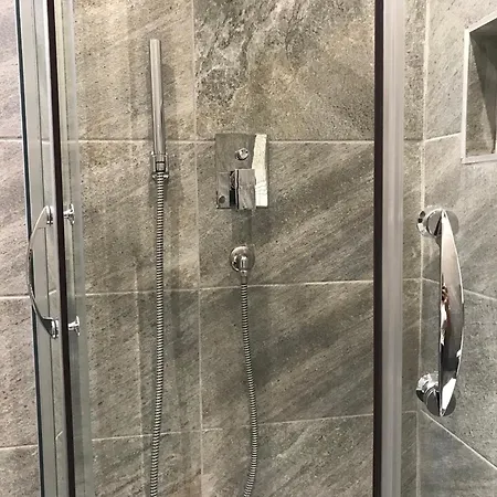 Mec Hotel Mediolan
