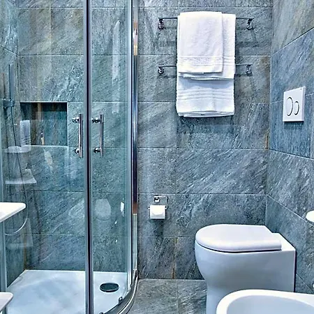 Mec Hotel 3*