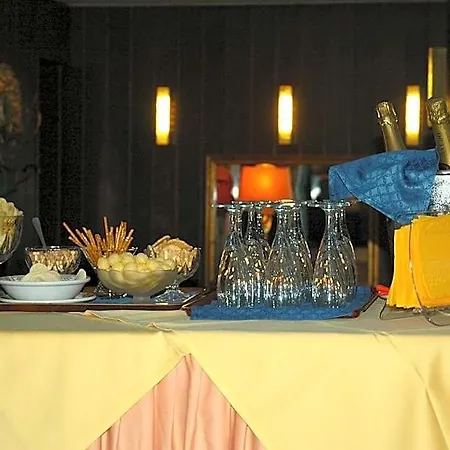 Mec Hotel