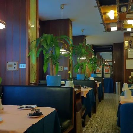Hotel Mec Mediolan