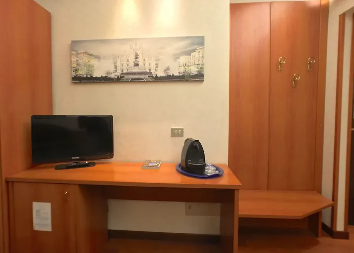 Mec Hotel 3*