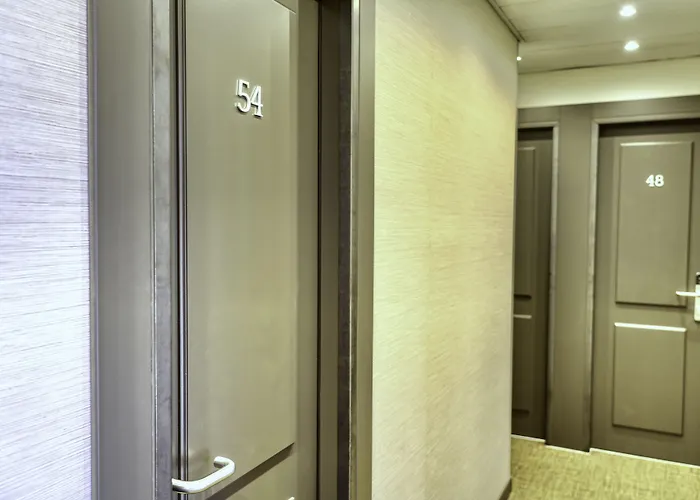 Hotel Mec 3*