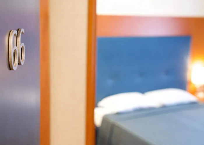 Mec Hotel 3*
